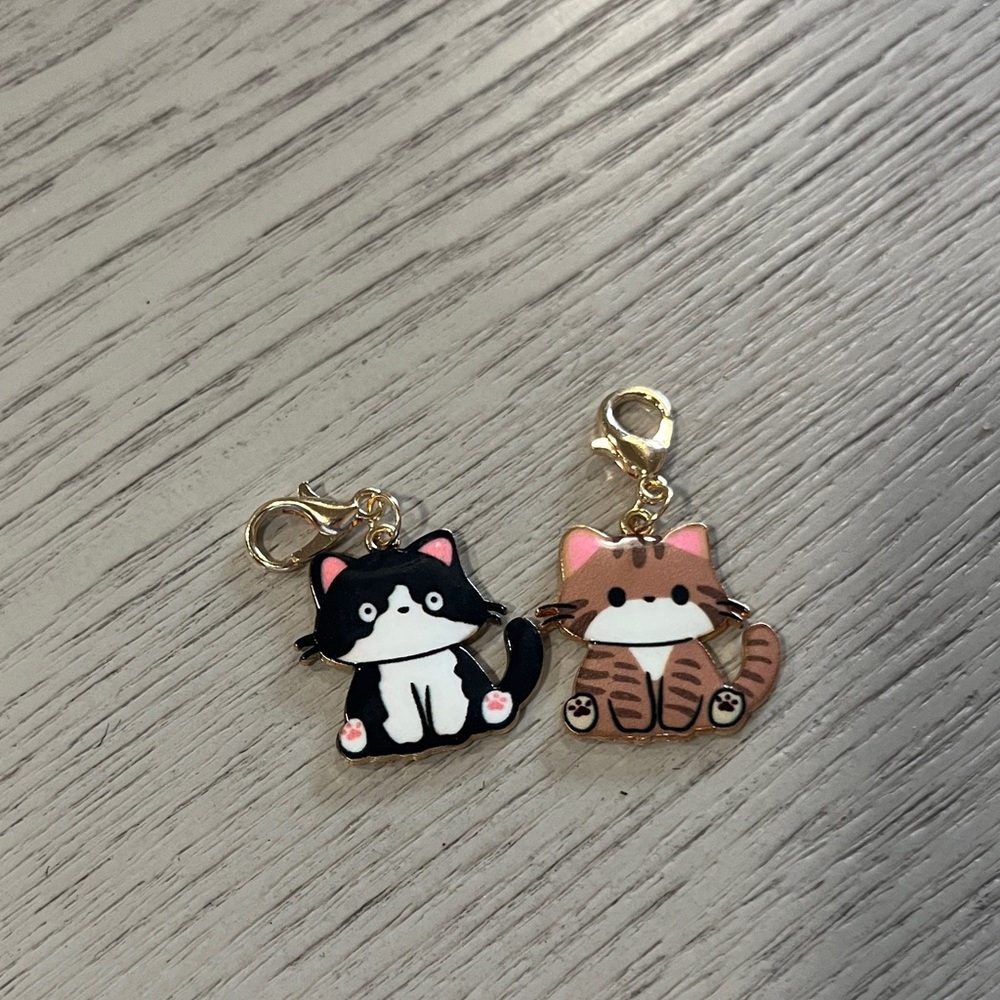 Cute Cat Charm Pair - Black & Brown Kitty Zipper Pulls